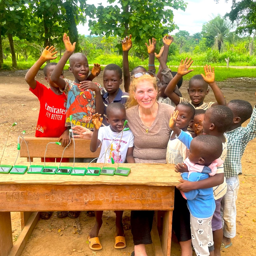 Meet your Posher, Carrie